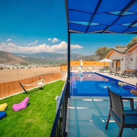 Ξενοδοχείο Stone Hause