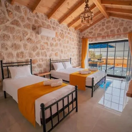 Szálloda Stone Hause *